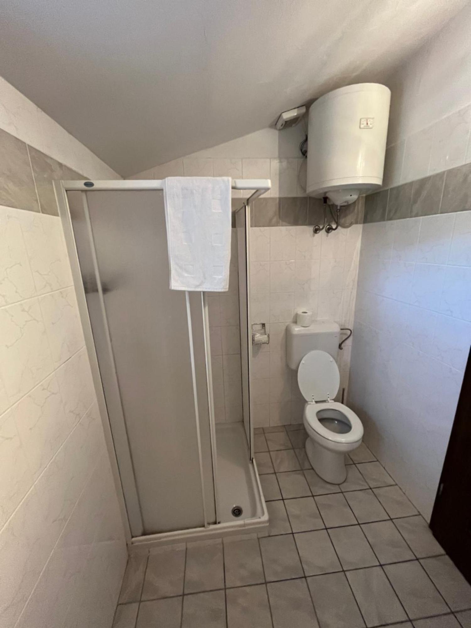 Apartments Klabjan Osp Экстерьер фото