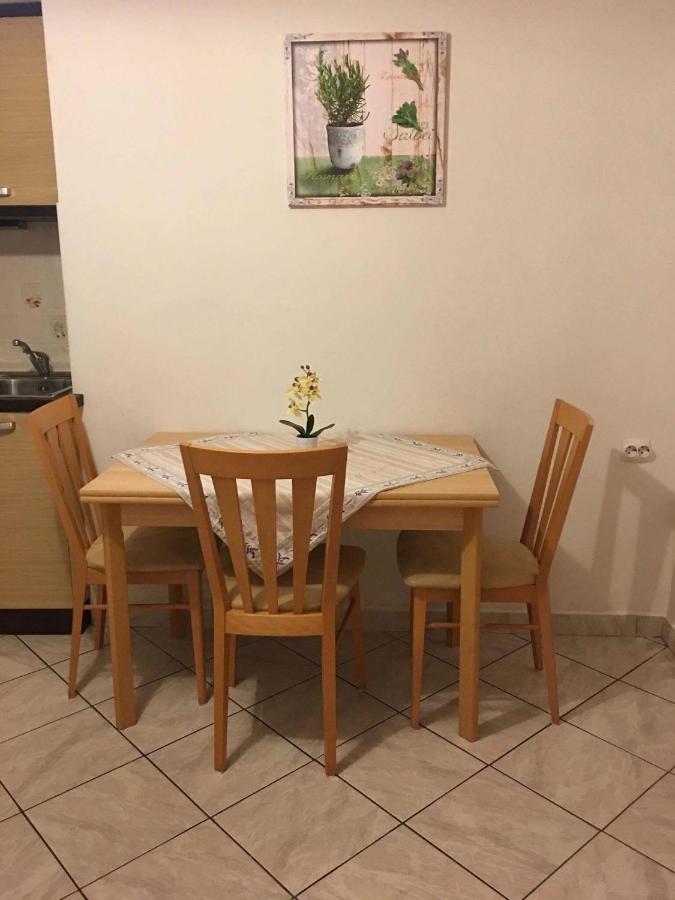 Apartments Klabjan Osp Экстерьер фото
